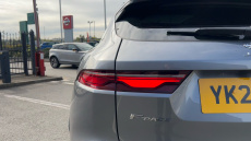 Jaguar F-Pace 2.0 D200 R-Dynamic S 5dr Auto AWD Diesel Estate